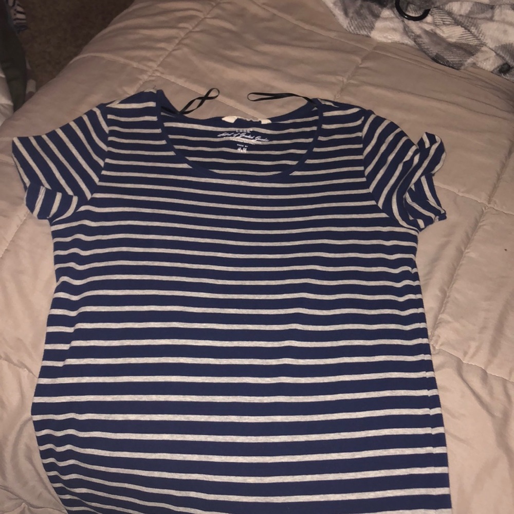 blue and grey stripped shirt scoop neck